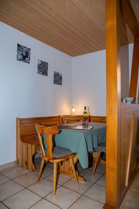 Haus 3 Wohnung A Essplatz